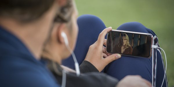 Jak oglądać TV na telefonie
